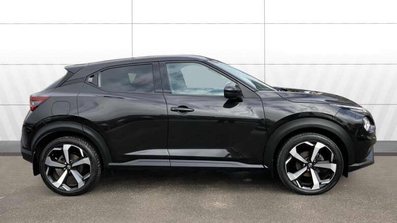 Nissan Juke 1.0 DiG-T 114 Tekna 5dr Petrol Hatchback